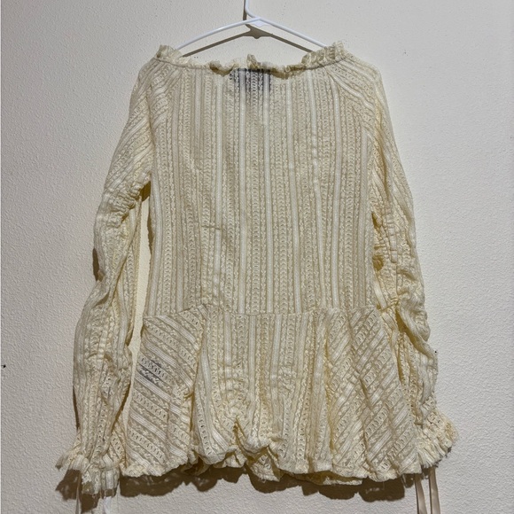 XL Lacy Ruffled Corset Style Blouse - Picture 2 of 3